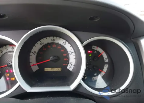 2015 Toyota Tacoma Base V6 from USA, damaged, VIN 3TMLU4EN1FM206592